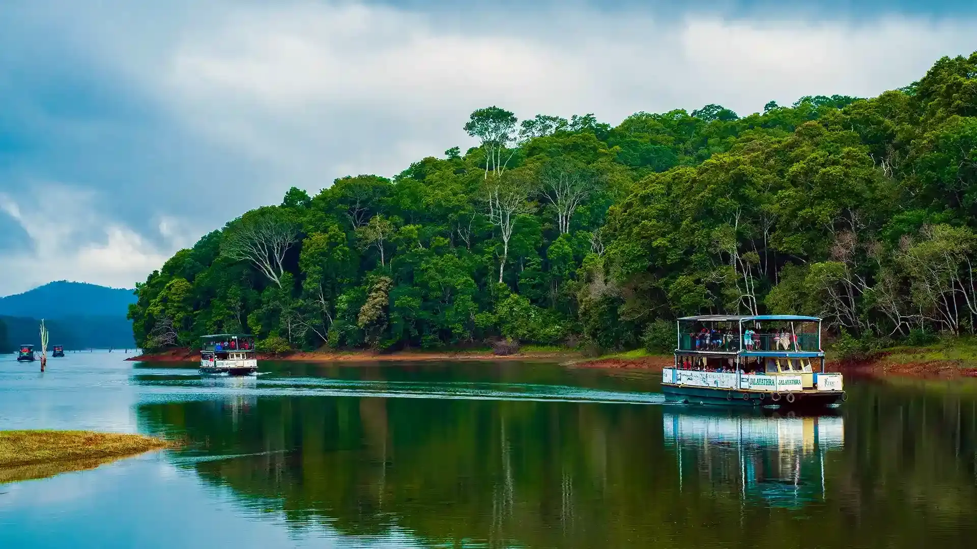 Kerala 5 Nights – 6 Days Tour Package